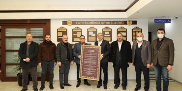 isbeykoz-un-yore-derneklerinden-makam-ziyareti_2519-4