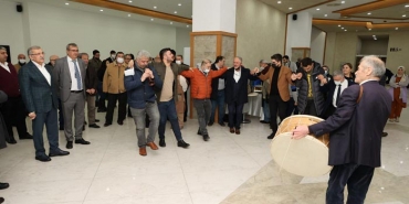 isbeykoz-yore-bulusmalari-nda-alucra-ve-tirebolu_7691-4