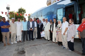 isbeykozlu-haci-kafilesi-kutsal-topraklardan-dondu_9768-4