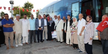 isbeykozlu-haci-kafilesi-kutsal-topraklardan-dondu_9768-4