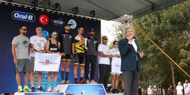 isdunyanin-ilkleri-beykoz-manzarasinda-gerceklesiyor_6637-4