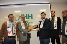 isfilistin-den-ihh-beykoz-a-tesekkur-ziyareti_8936-1