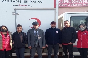 isgumushaneliler-dernegi-nden-kan-bagisina-destek_4533-4