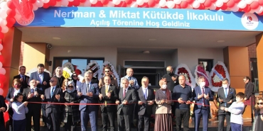 ishayirsever-is-insani-beykoz-a-12-milyonluk-okul-ka_9894-1