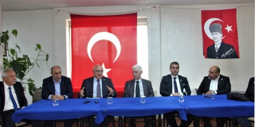 isiyi-parti-milletvekili-ve-beraberindeki-heyetten-b_5502-1