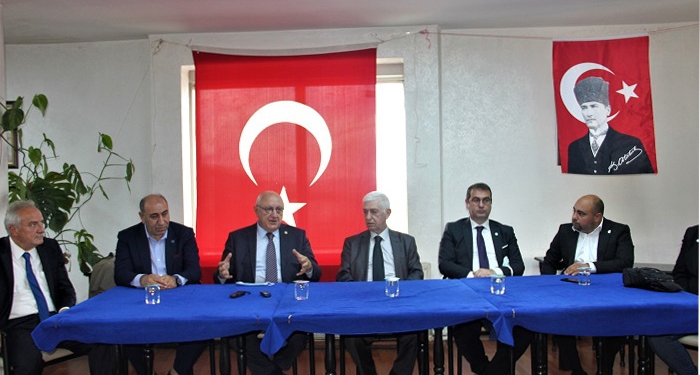 isiyi-parti-milletvekili-ve-beraberindeki-heyetten-b_5502-1