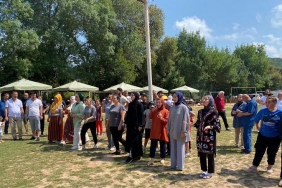 iskastamonulular-7-den-70-e-beykoz-pikniginde-bulust_2158-4