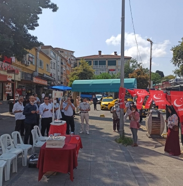 issaadet-partililer-beykoz-da-asure-ikram-etti_3009-1