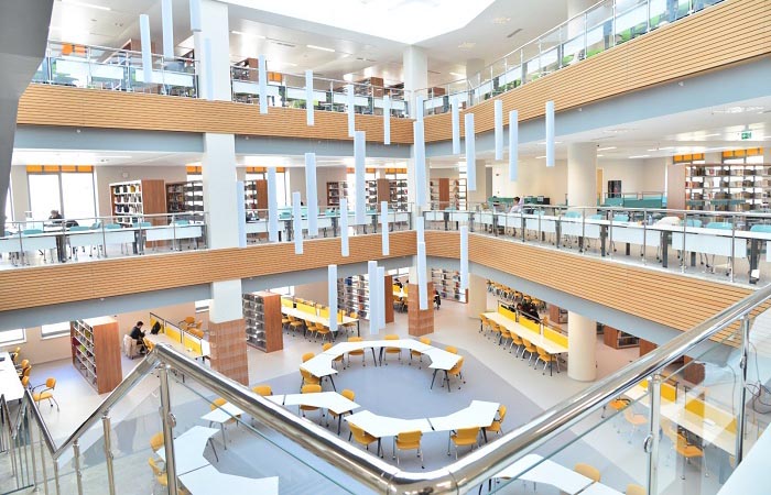 TAÜ Beykoz Fen Lisesi öğrencilerini ağırladı