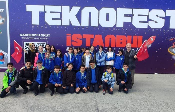 Beykozlu gençler TEKNOFEST’i ziyaret etti