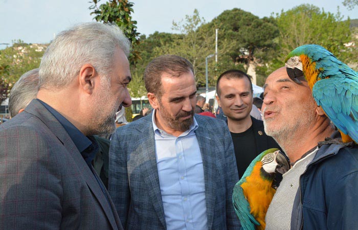 AK Parti İstanbul İl Başkanı Osman Nuri Kabaktepe, Beykoz’da çeşitli ziyaretlerde bulunarak vatandaşlarla bir araya geldi.