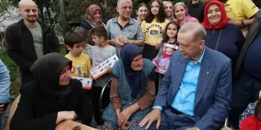 Erdoğan Beykoz’daki eski komşusunu ziyaret etti