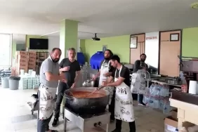 Beykoz öğretmenleri Maraş’ta arı gibi çalışıyor