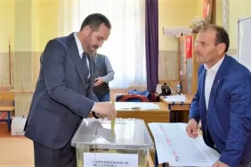 Beykoz’da siyasiler oyunu nerede kullandı?