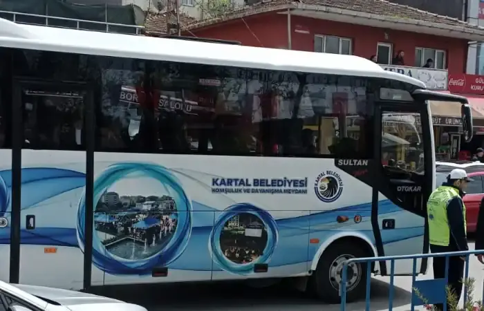 Ekrem İmamoğlu Beykoz mitingine otobüslerle insan taşıdı