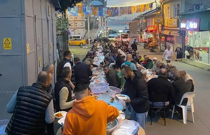Beykoz’da 21 yıldır devam eden iftar geleneği