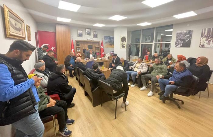 CHP’den istifa edip MHP Beykoz’a katıldılar