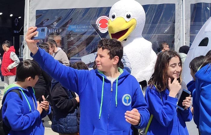 Beykozlu gençler TEKNOFEST’i ziyaret etti