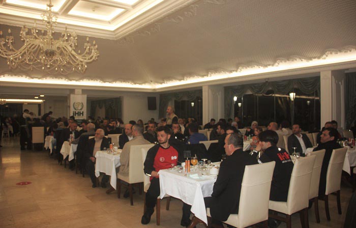 İHH Beykoz deprem bölgesine 1.000 konteynerlik kent kuruyor