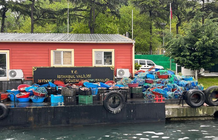 Beykoz Anadolu Fenerinde kaçak avlanan 10 ton balığa el konuldu