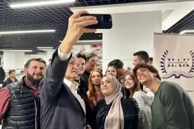 AK Parti’nin en genç adayı Beykoz öğrencileriyle buluştu