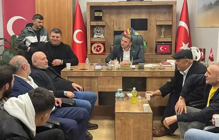 CHP’den istifa edip MHP Beykoz’a katıldılar