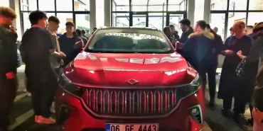 Bakan Varank Togg’u Beykozlu gençlerle buluşturdu