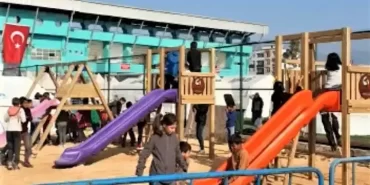 Beykoz Belediyesi Hatay’da çocuklar için oyun parkı kurdu