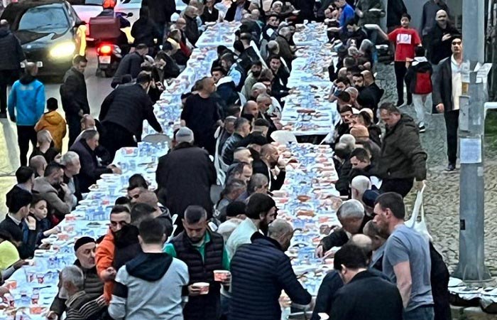 Beykoz’da 21 yıldır devam eden iftar geleneği