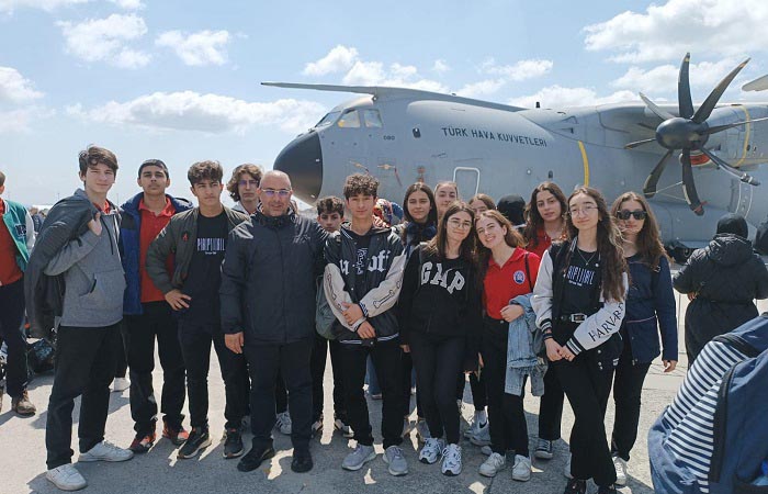 Beykozlu gençler TEKNOFEST’i ziyaret etti