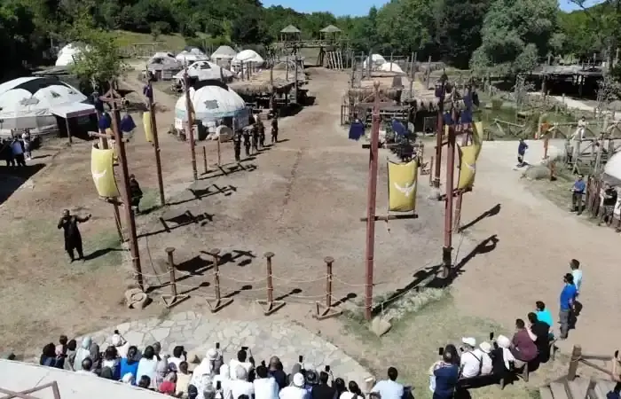 Beykoz’daki dizi setine yurt dışından hayran akını!