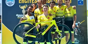 Beykoz Bisiklet Takımı'ndan şampiyonluk gururu!