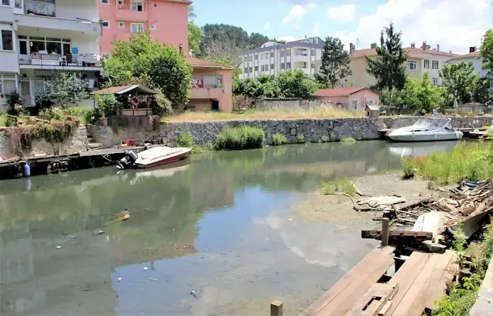 Beykoz Küçüksu Deresi adeta hastalık saçıyor!