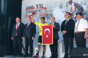 Beykoz fırtınalar estirmeye devam ediyor