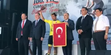 Beykoz fırtınalar estirmeye devam ediyor