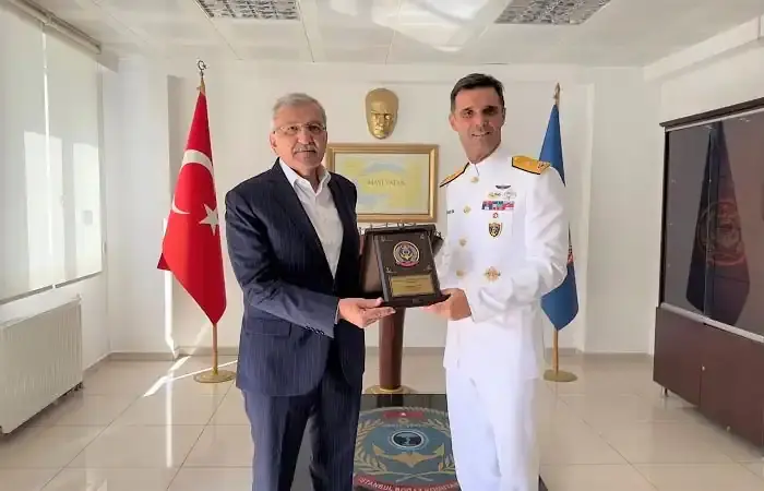Başkan Aydın'dan İstanbul Boğaz Komutanlığına ziyaret