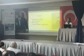 Beykoz'da gençlere teknoloji bağımlılığı semineri verildi