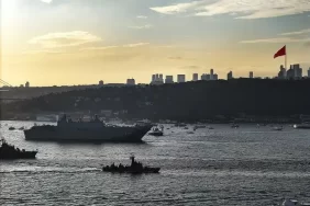 Türk donanmasının en büyük geçiti Beykoz’dan izlendi!