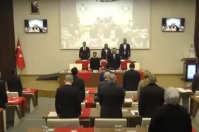 Beykoz meclisinde şehitlerimiz için saygı duruşu