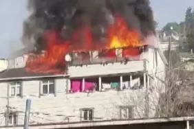 Beykoz’da evin çatısı alev alev yandı