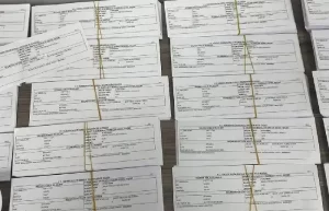 Beykoz’da seçmen kağıtları dağıtılmaya başlandı