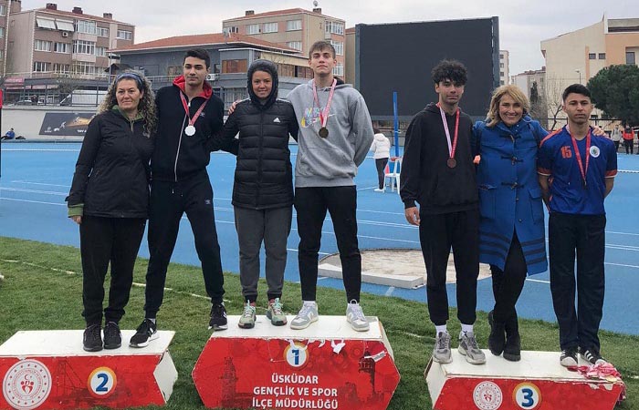Beykoz öğrencilerinin başarıları göz dolduruyor