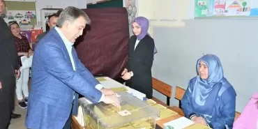Abdullah Gül oyunu Beykoz’da verdi
