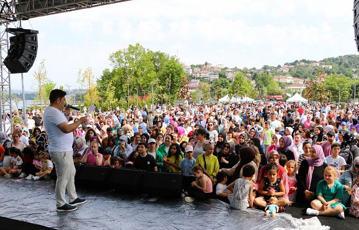 Beykoz’da gençler ücretsiz sporla buluşuyor