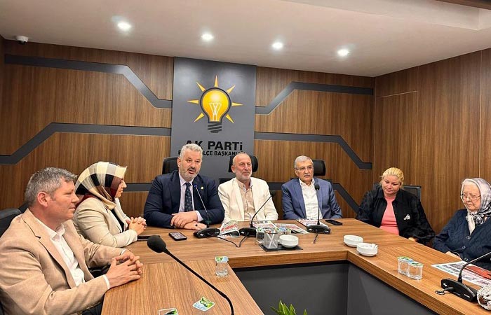 AK Parti Beykoz ailesi bayramlaştı