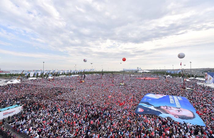 AK Parti'nin İstanbul'daki Yüzyılın Mitingi