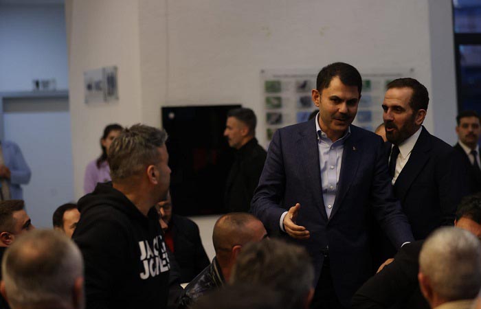 Çevre, Şehircilik ve İklim Değişikliği Bakanı Murat Kurum, AK Parti Beykoz İlçe Başkanlığı tarafından düzenlenen “İş İnsanları ve Esnaf Buluşması” kapsamında Beykozlularla bir araya geldi. 