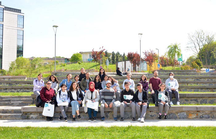 Beykoz'da gençler geleceğin üniversitelileri olmak için bilinçleniyor