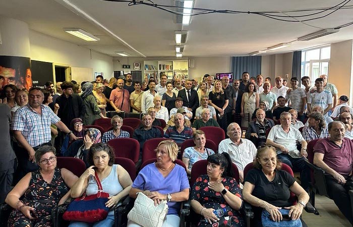 CHP Beykoz’da muhaliflere disiplin tehdidi!