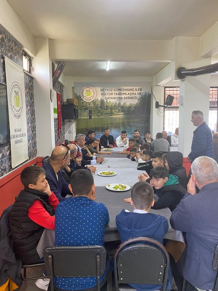 Beykoz Gümüşhaneliler bayramlaşma geleneğini sürdürdü